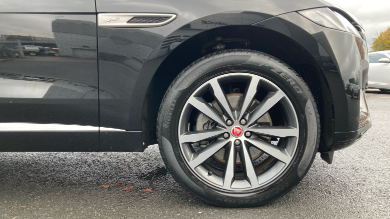 Jaguar F-Pace 2.0 D200 R-Dynamic SE 5dr Auto AWD Diesel Estate